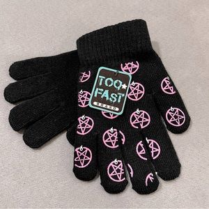 NWT TOO FAST CUTE AS HELL PINK PENTAGRAMS GLOVES